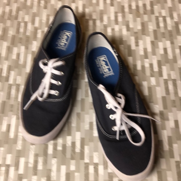Keds Ortholite Tennis Shoes. Sz. 9.